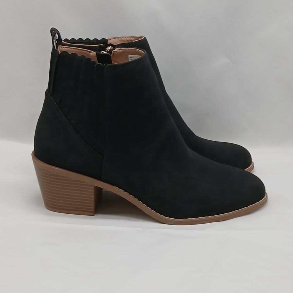 Draper James Women's Elle Chelsea Ankle Boots Size 10M Black Faux Suede Casual